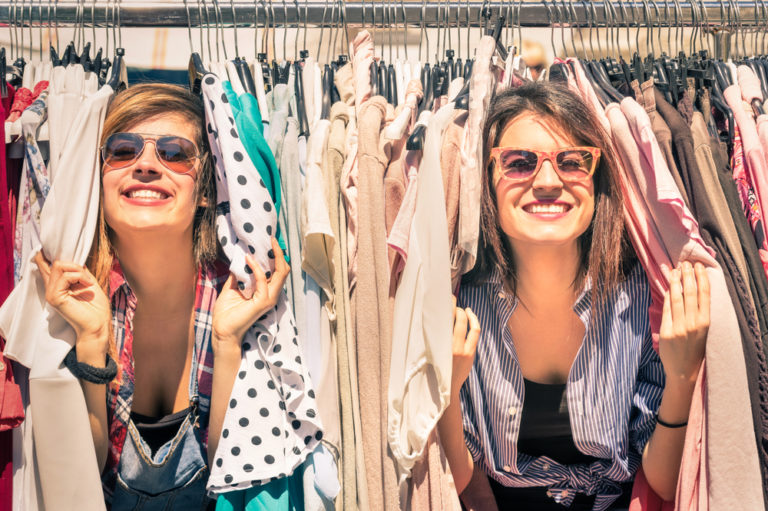 Fashion After 50: 7 Must-Have Pieces to Simplify Your Wardrobe - Featured image