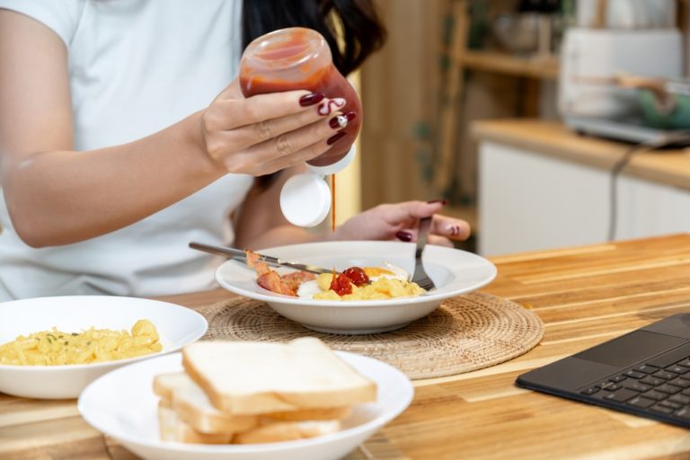 Ketchup Sandwiches and 15 Other Meals That Were Once Thought of as ‘Poor People Food’ - Featured image