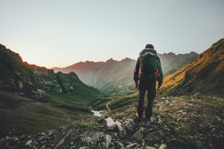 8 Dangerous Survival Myths You Should Think Twice About Before Believing - Featured image