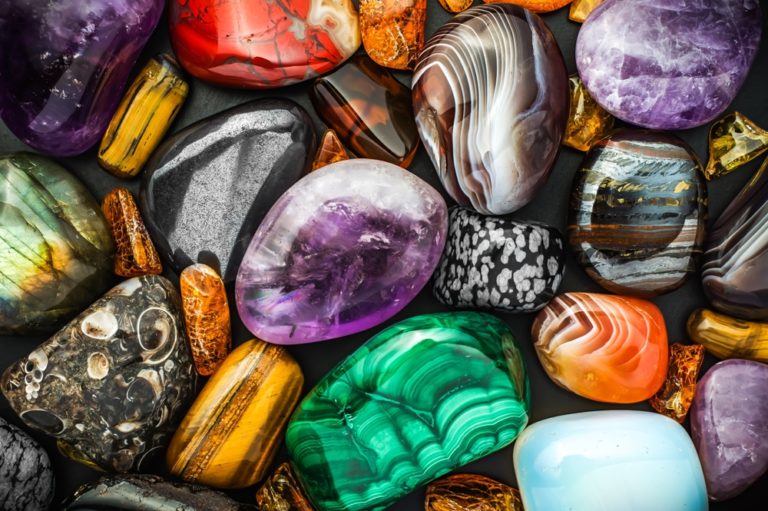 Taaffeite, The Ultra-Rare Gem Stone You’ve Probably Never Heard Of - Featured image