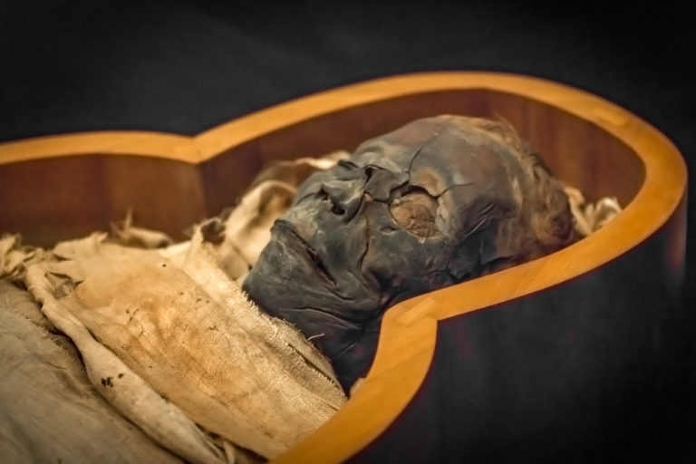 Archaeologists Uncover Ancient Mummies Predating the Incas in Peru - Featured image
