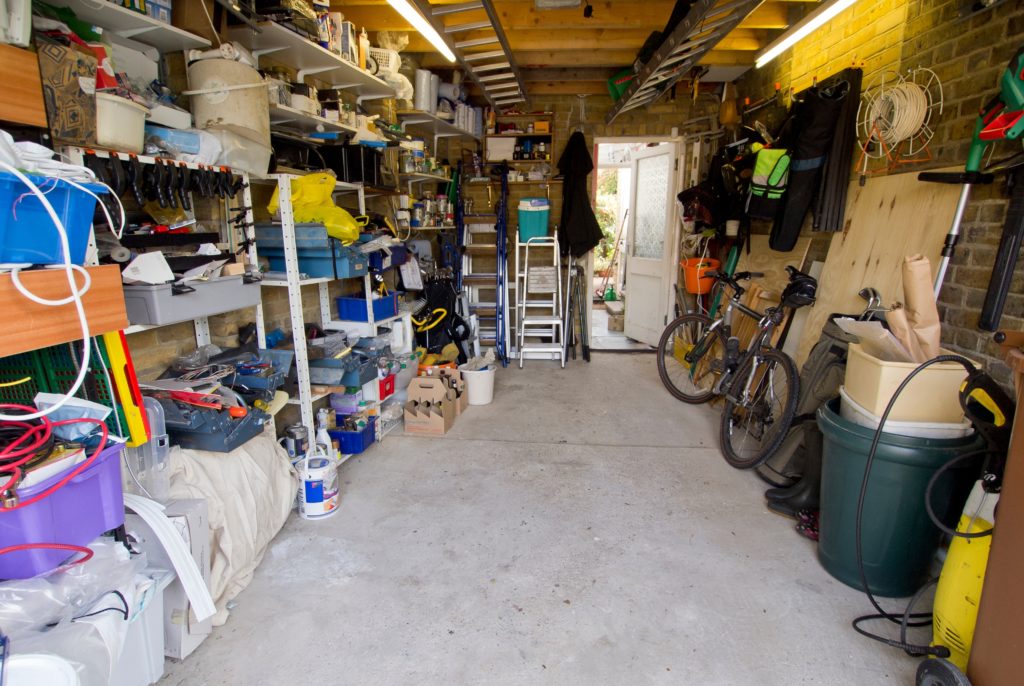 15 Things You Should Never Keep in Your Garage (and the Reasons Why) - Featured image