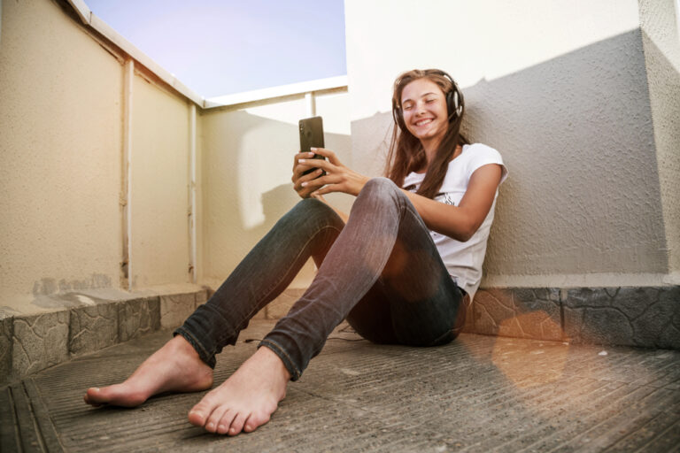 7 Teen Behaviors That Seem Annoying but Signal Healthy Development - Featured image