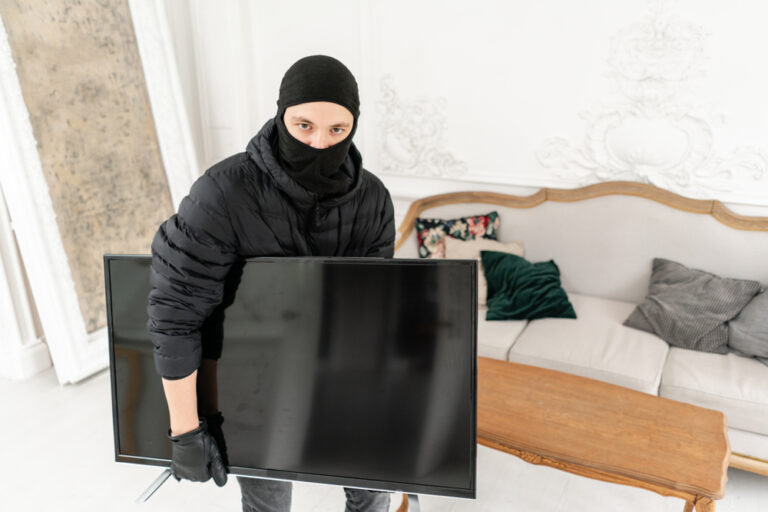 The First 18 Spots Burglars Check When They Break In - Featured image